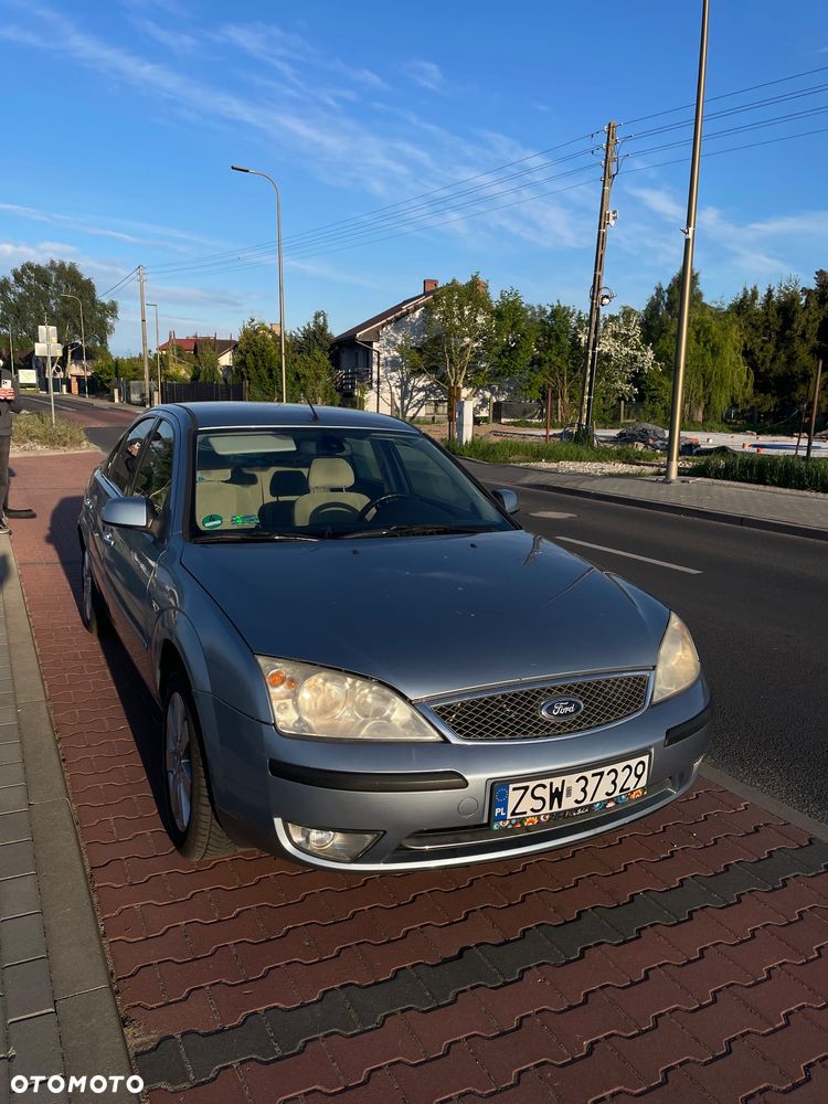 Ford Mondeo 1.8 SCi Ghia - 4