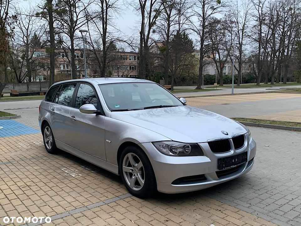 BMW Seria 3 - 27