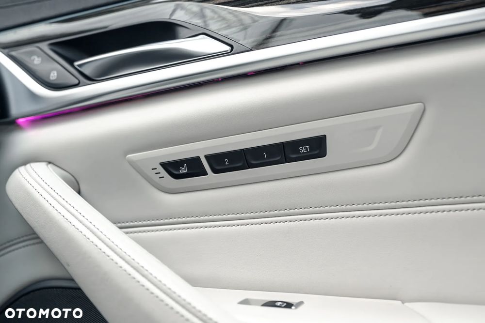 BMW Seria 5 - 27