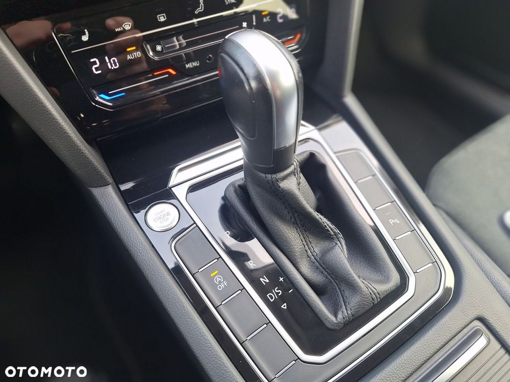 Volkswagen Arteon 2.0 TDI Essence DSG - 35