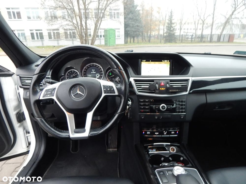 Mercedes-Benz Klasa E 350 7G-TRONIC Avantgarde BusinessEDITION - 24
