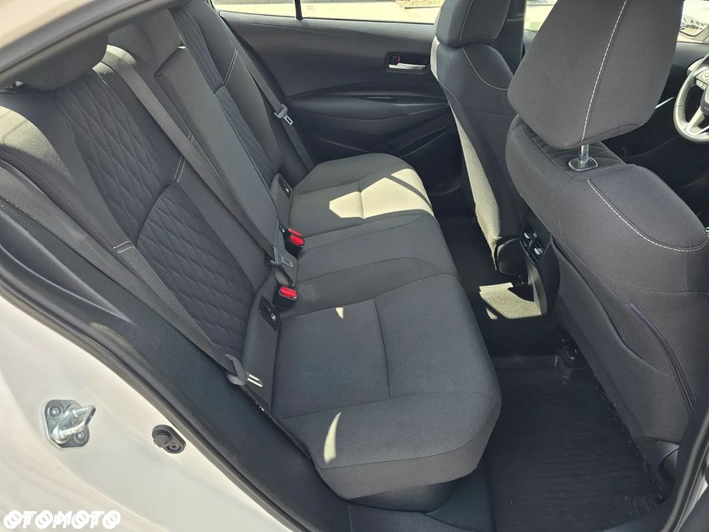 Toyota Corolla - 21