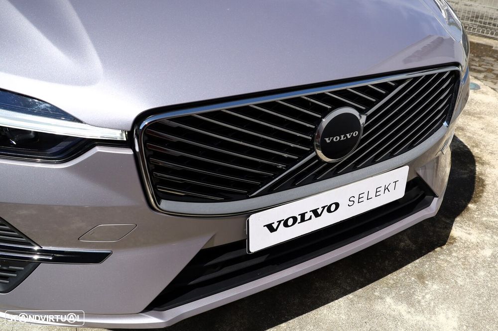 Volvo XC 60 2.0 T6 PHEV Core AWD - 37