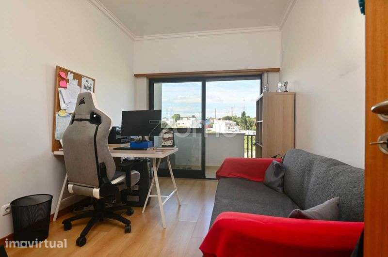 Apartamento T3 em excelentes condições em Queluz - Grande imagem: 5/12
