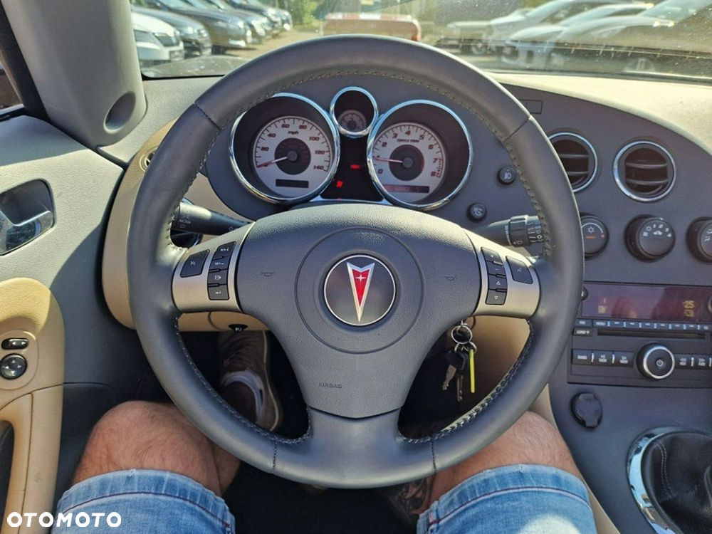 Pontiac Solstice - 25