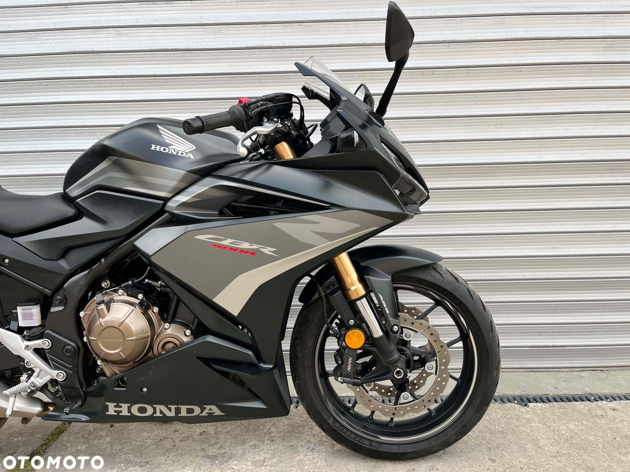 Honda CBR - 6
