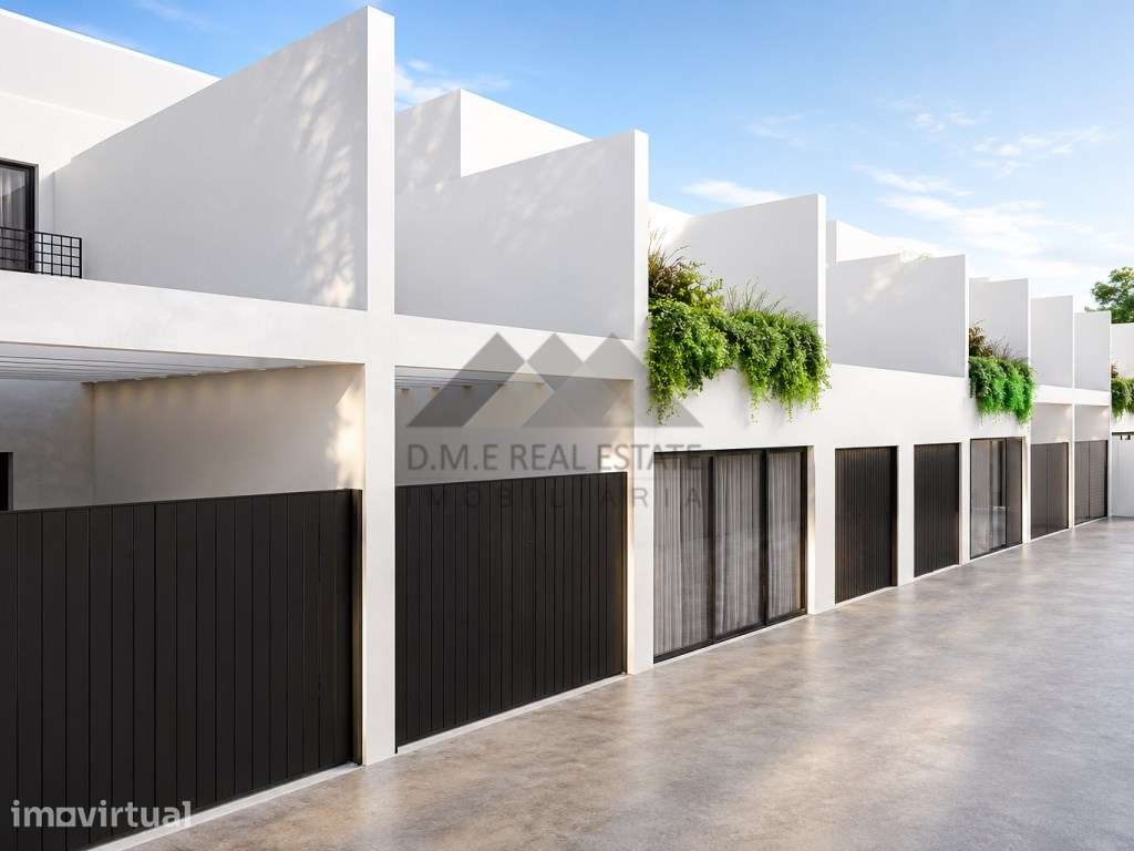 Condomínio Privado com 4 Moradias T3 | Piscina Privada e Vista Mar - Grande imagem: 4/9