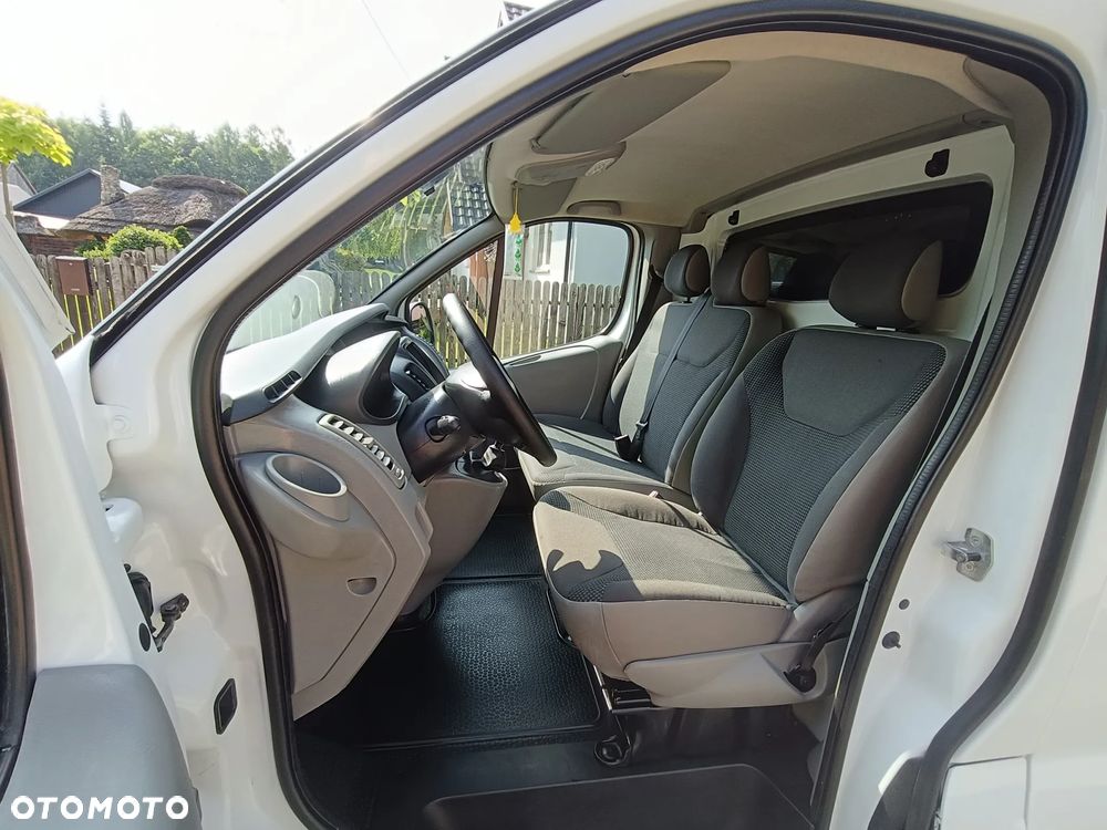 Opel Vivaro - 15