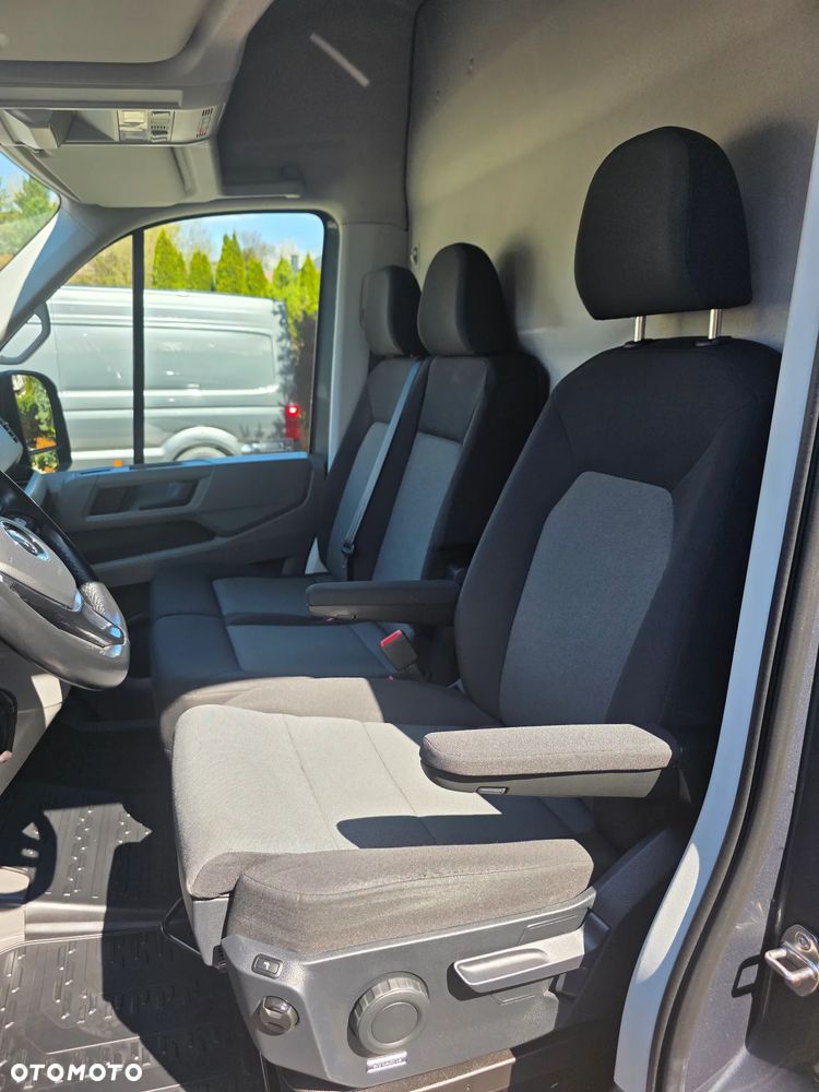 Volkswagen Crafter - 13