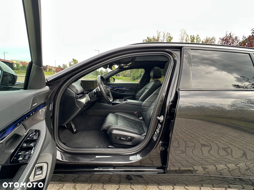 BMW Seria 5 - 27