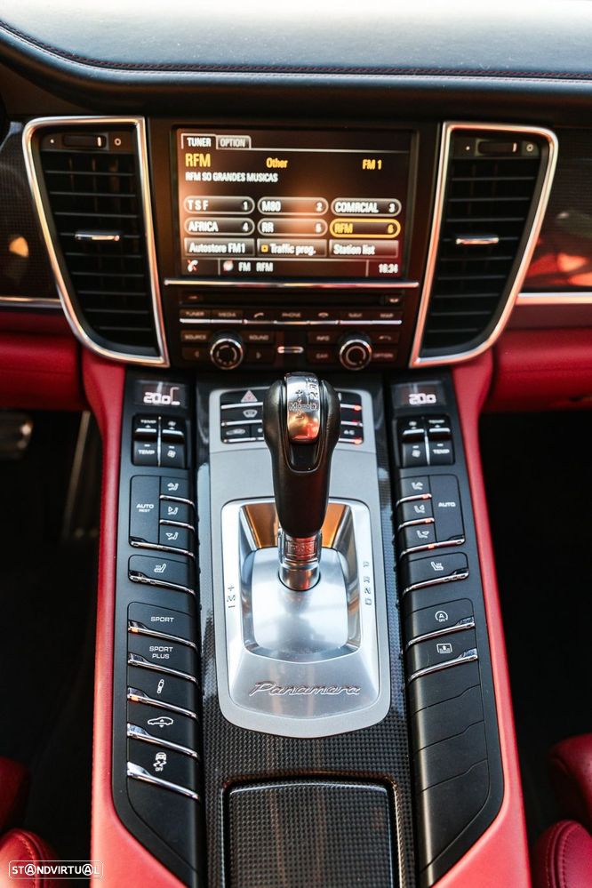 Porsche Panamera Turbo S PDK - 8