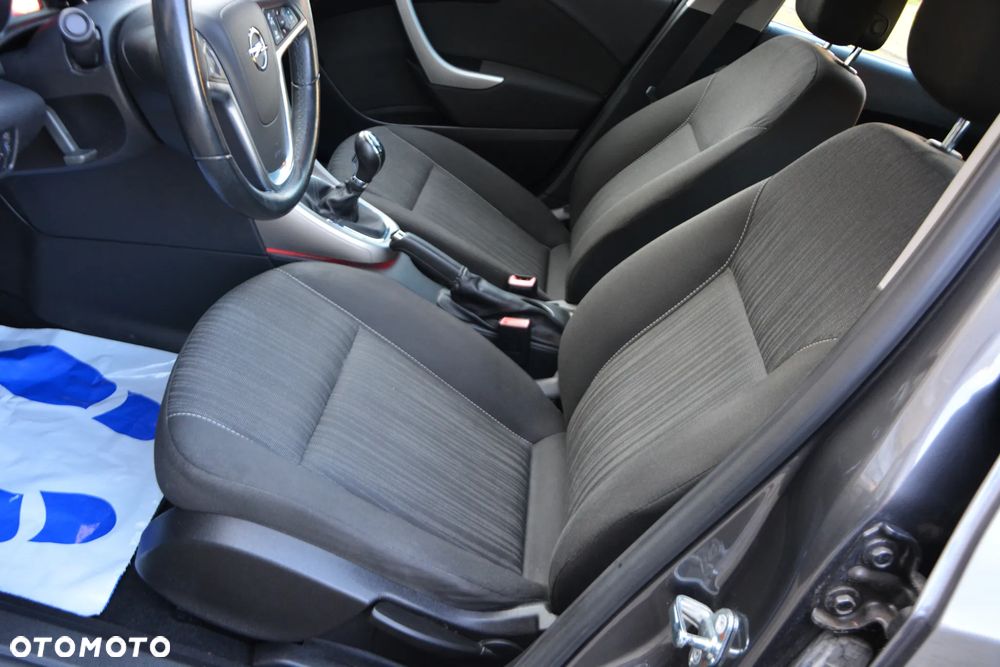 Opel Astra 1.6 Enjoy - 23
