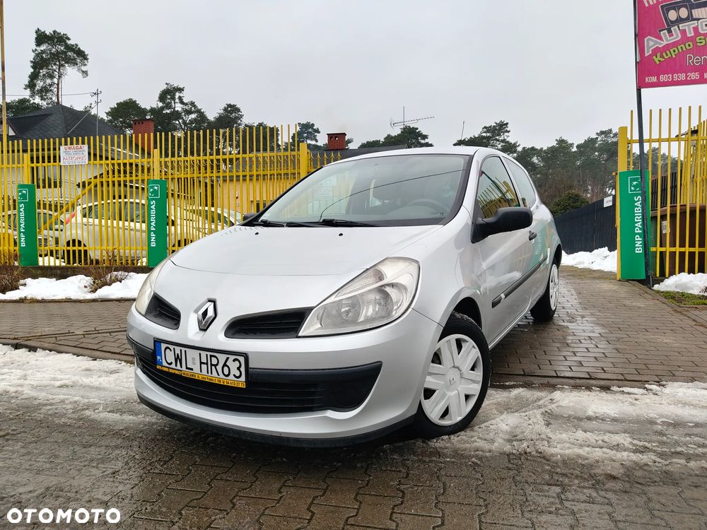 Renault Clio 1.2 16V 75 Expression - 4