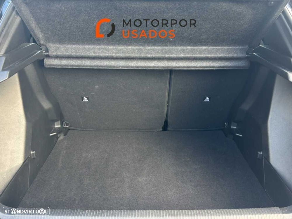 Peugeot 2008 1.2 PureTech Active Pack - 15