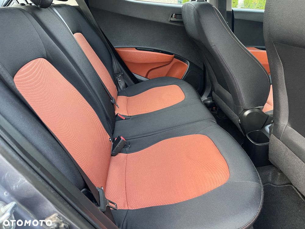 Hyundai i10 - 24