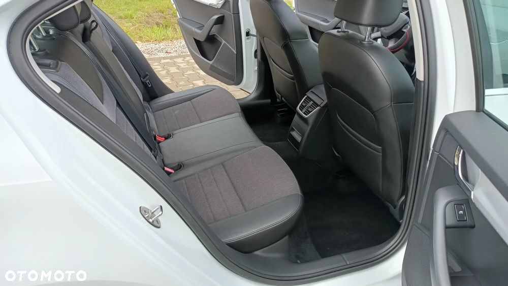 Skoda Octavia 1.2 TSI Elegance - 6