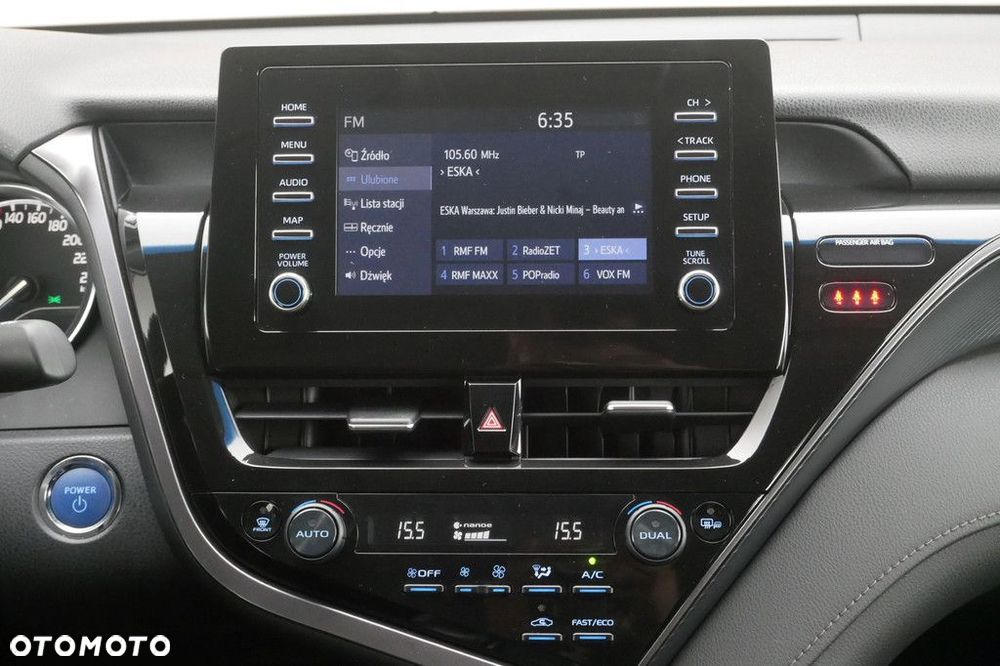 Toyota Camry 2.5 Hybrid Comfort CVT - 10