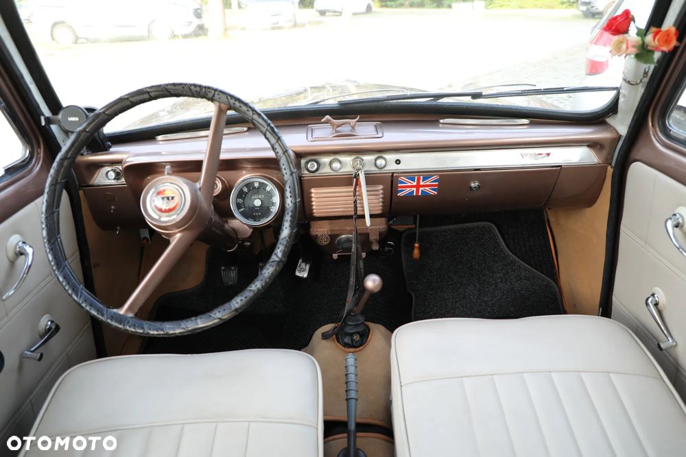 Ford Inny - 7
