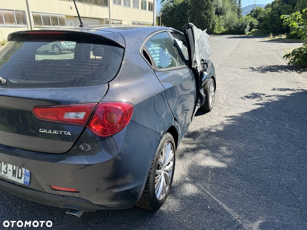 Alfa Romeo Giulietta - 6