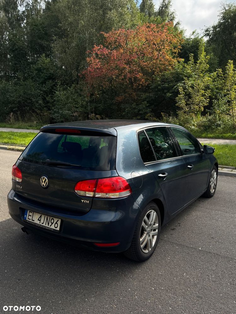 Volkswagen Golf VI 2.0 TDI Comfortline - 12