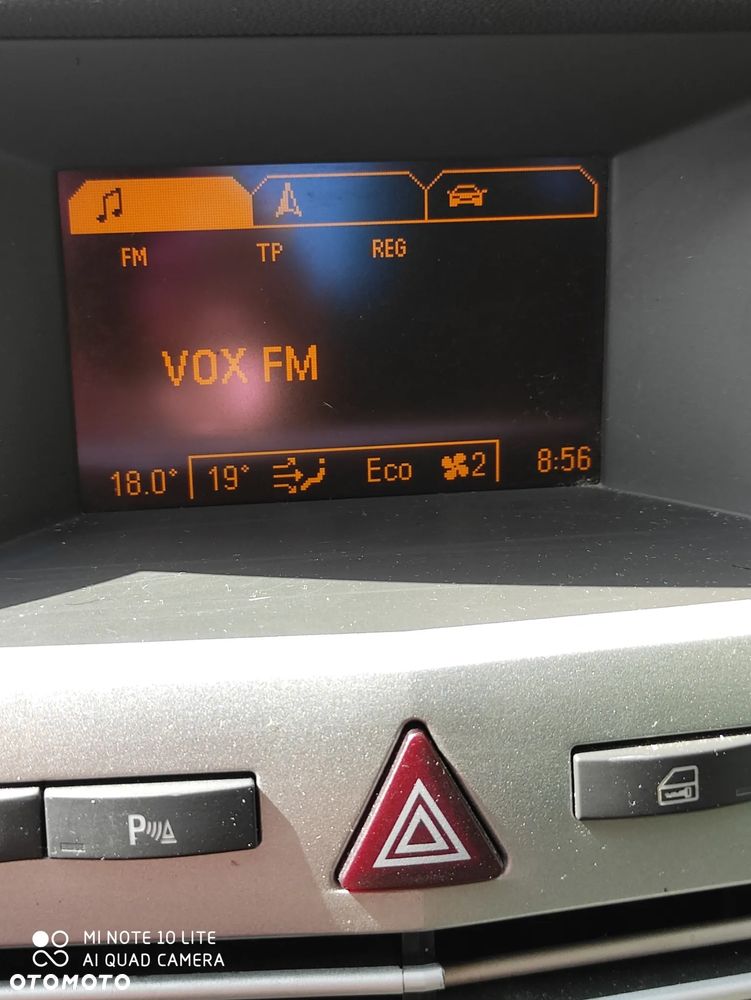 Opel Astra 1.9 CDTI Cosmo - 26