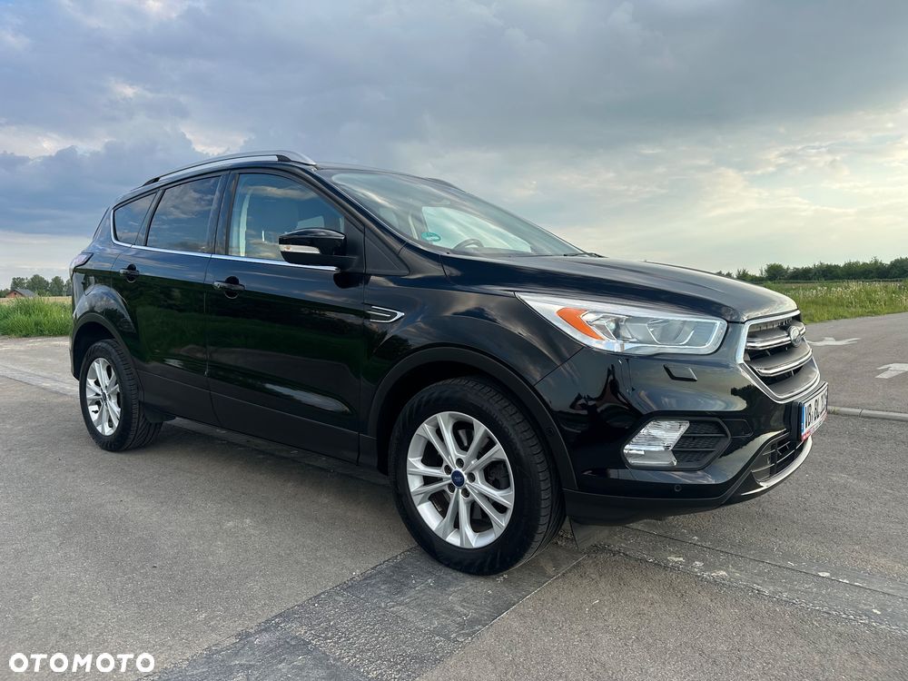 Ford Kuga 2.0 TDCi 2x4 Titanium - 20