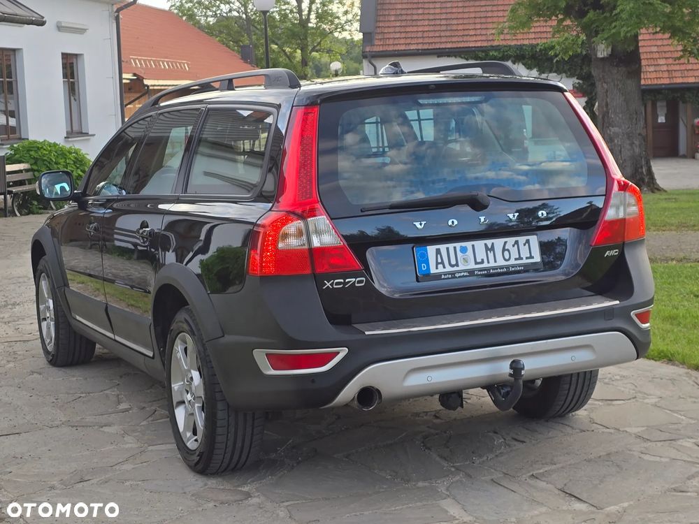 Volvo XC 70 D5 AWD Kinetic - 8