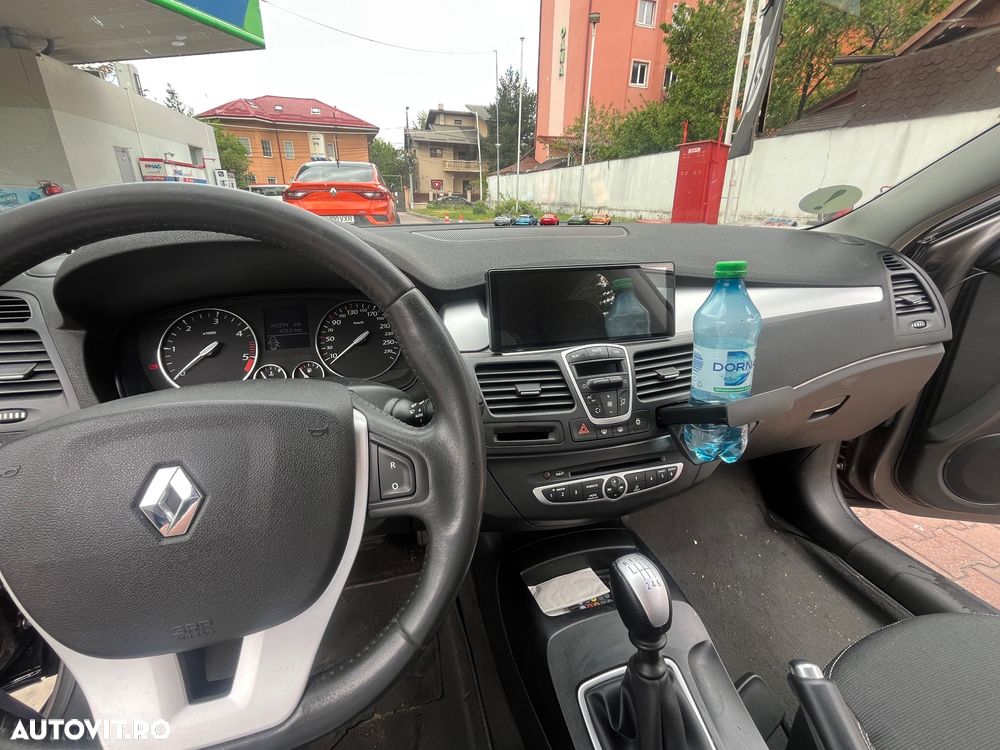 Renault Laguna - 9