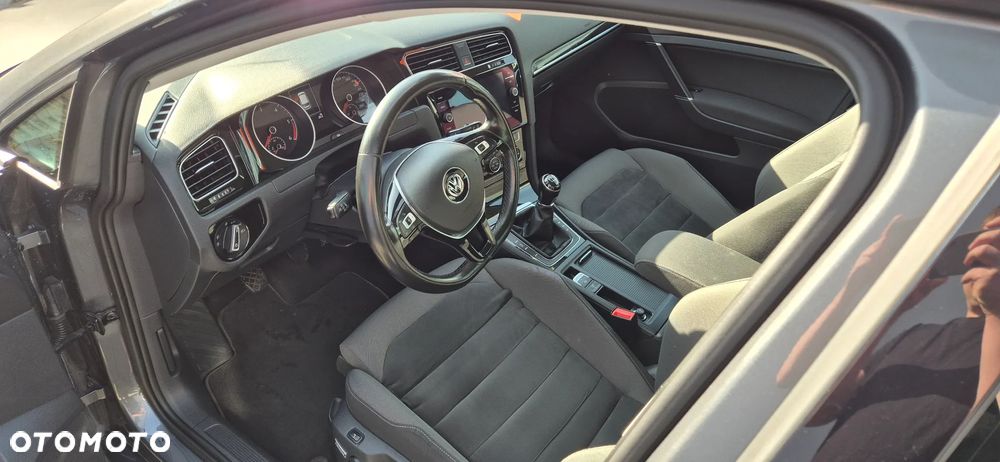 Volkswagen Golf 2.0 TDI (BlueMotion Technology) Highline - 5