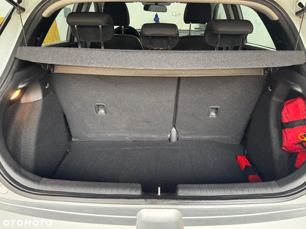 Hyundai i20 1.2 Comfort - 10