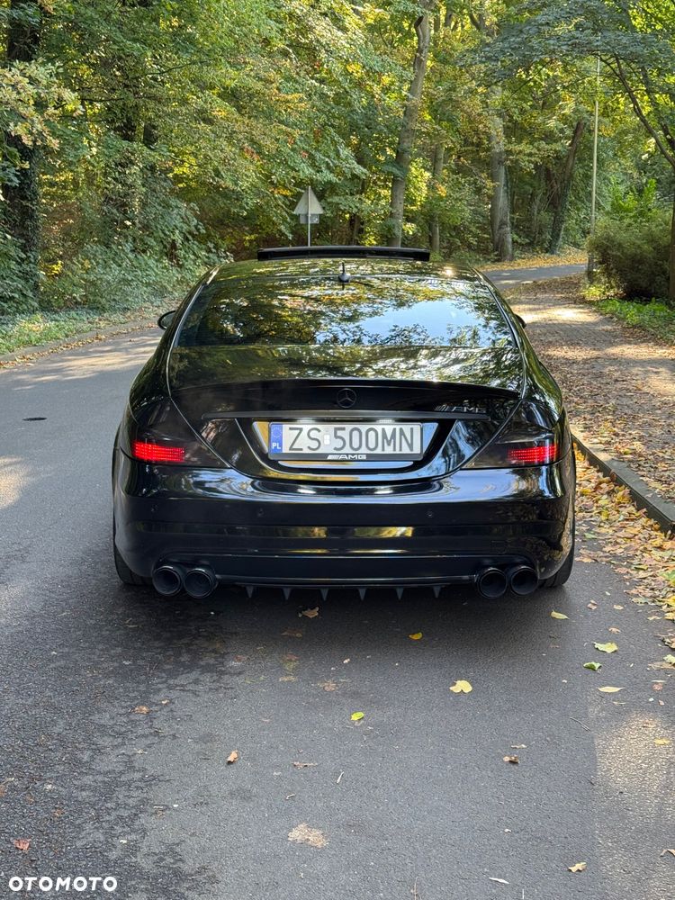 Mercedes-Benz CLS - 6