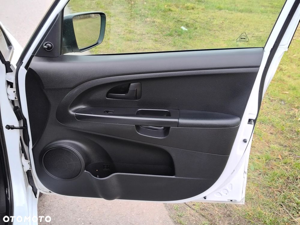 Kia Venga 1.4 CVVT Business Line - 24