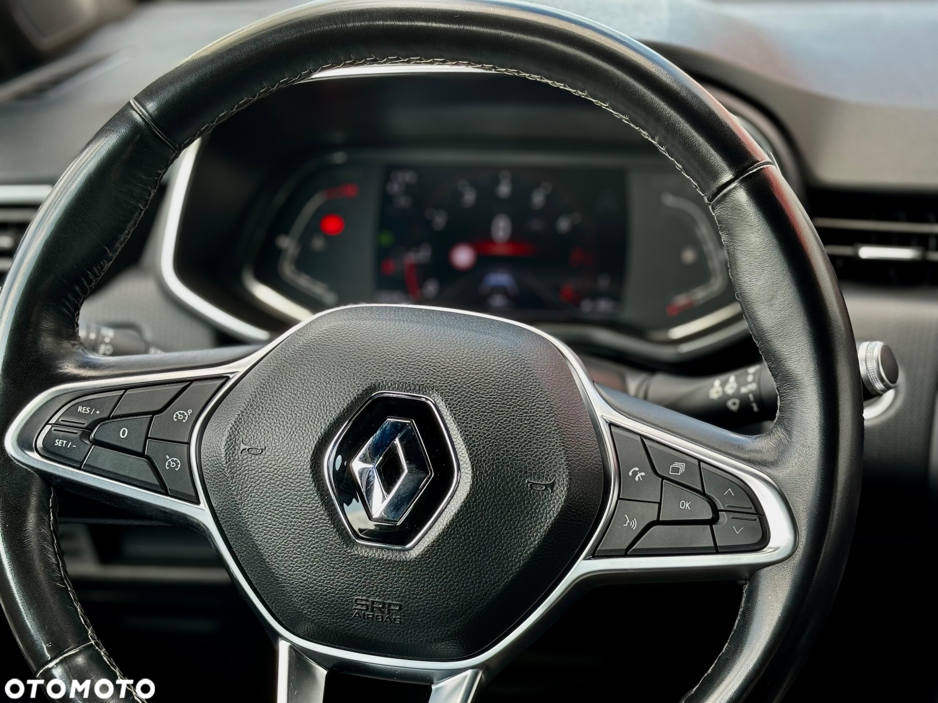 Renault Clio 1.0 TCe Intens - 19
