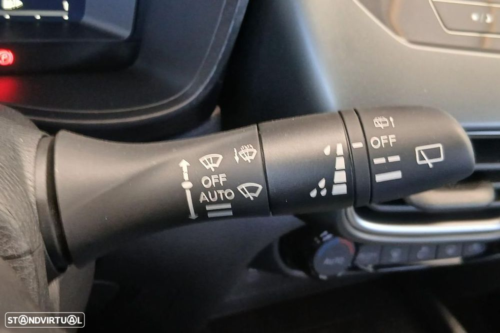 Nissan Juke 1.6 Hybrid N-Connecta - 13