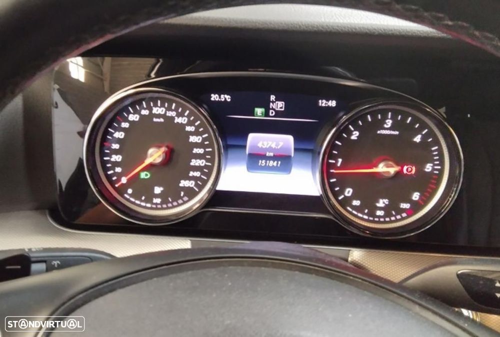 Mercedes-Benz E 220 - 3