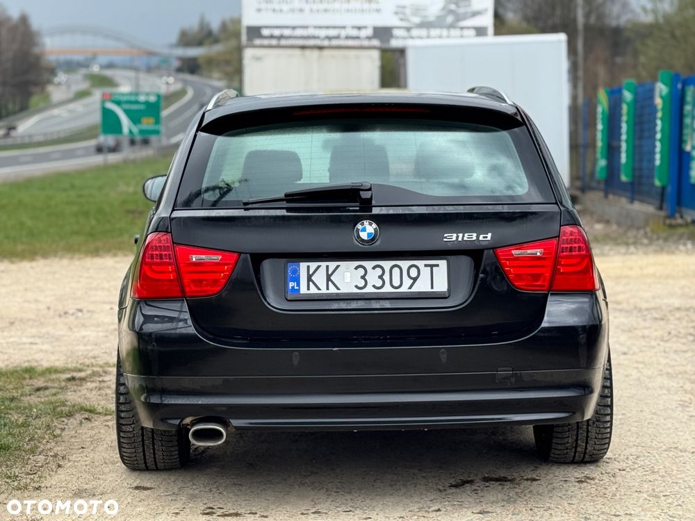 BMW Seria 3 318d DPF Edition Exclusive - 6