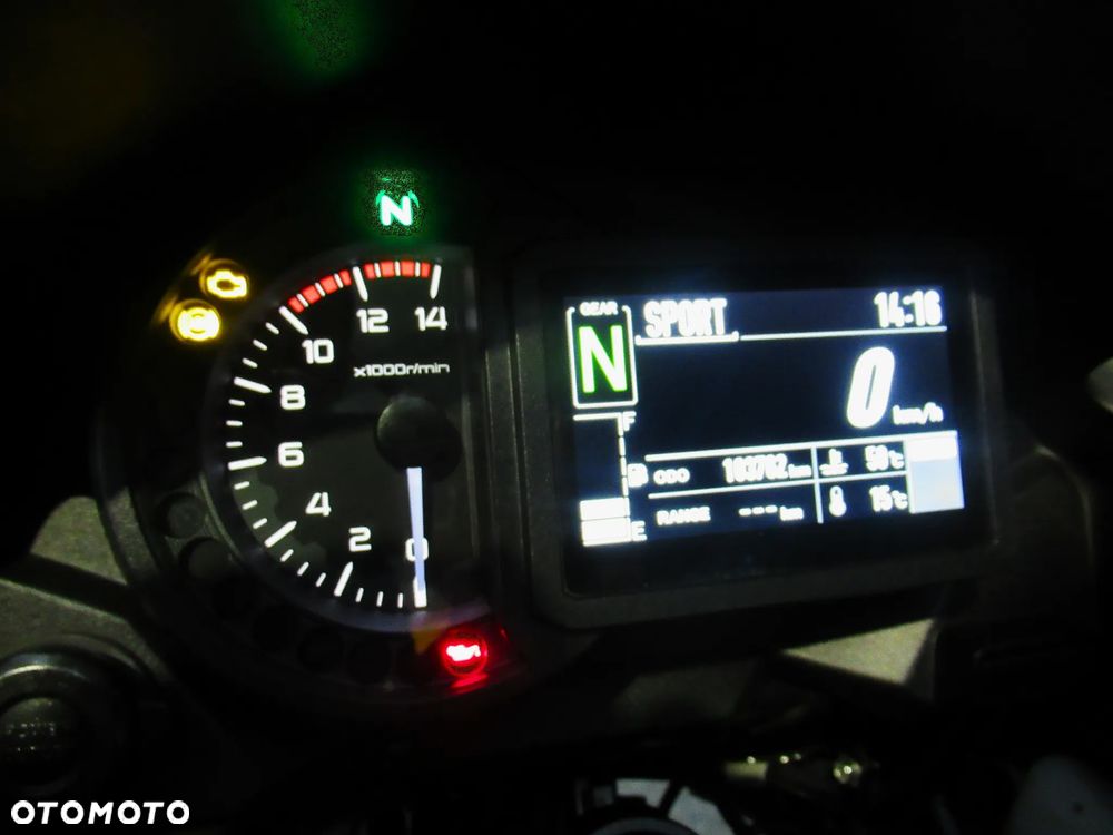 Kawasaki Versys 1000 - 11