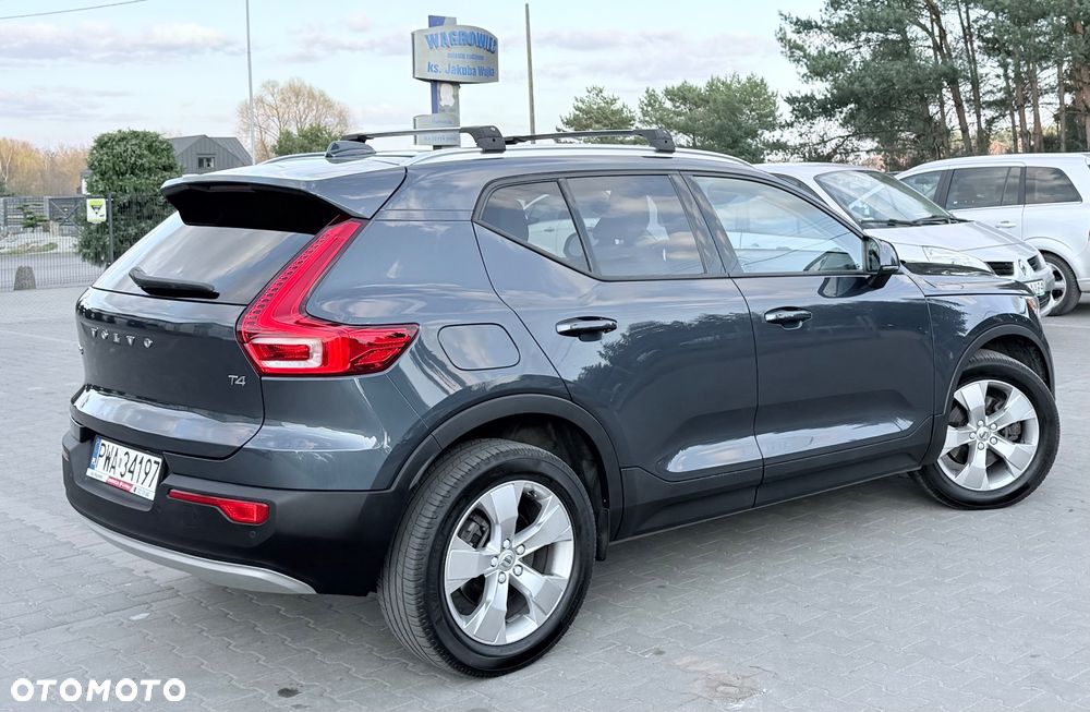 Volvo XC 40 T4 Geartronic Momentum - 30