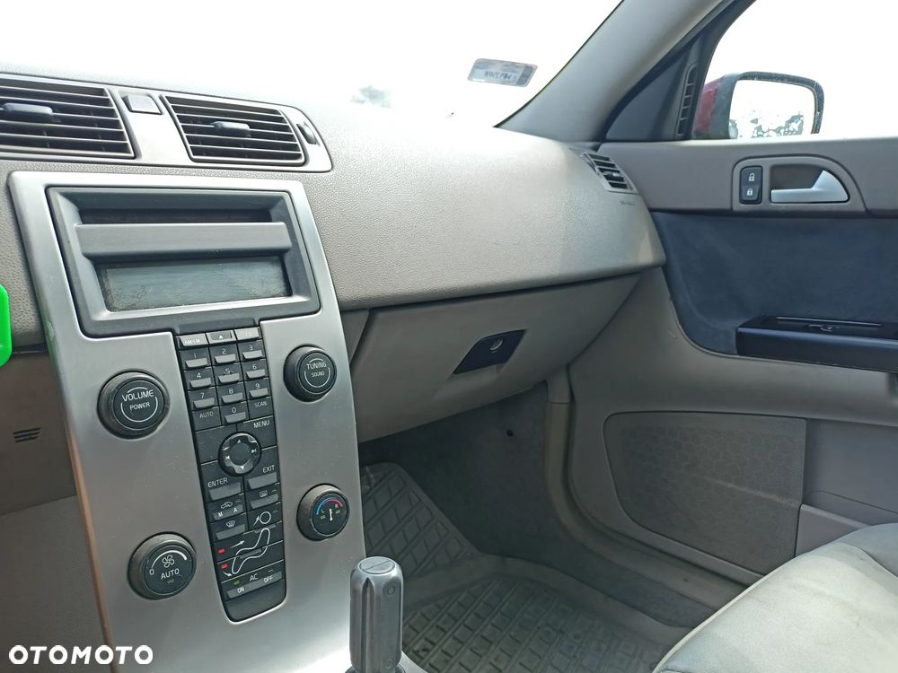 Volvo S40 - 11
