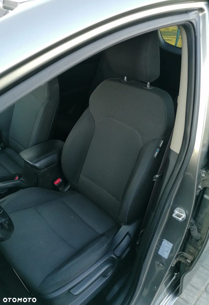Kia Carens 1.7 CRDi Business Line - 5