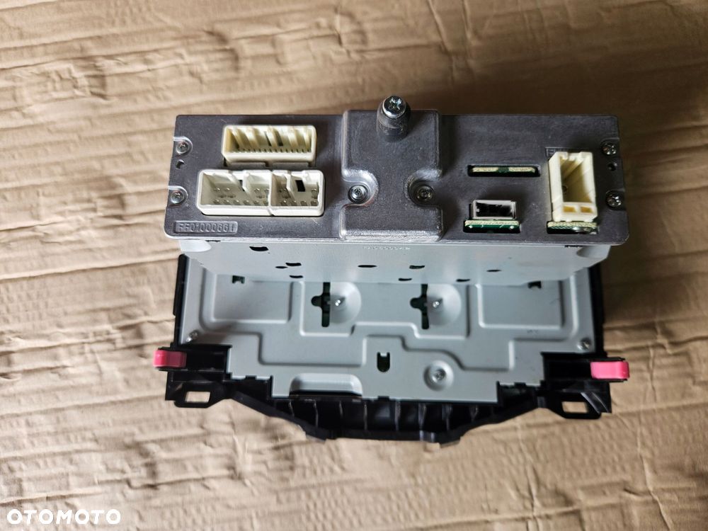 toyota aygo ii 14-18 radio - 2