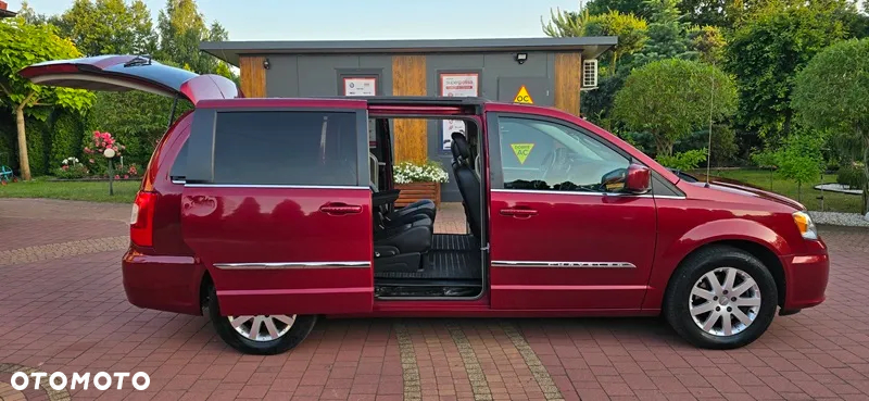 Chrysler Town & Country 3.6 Touring - 16