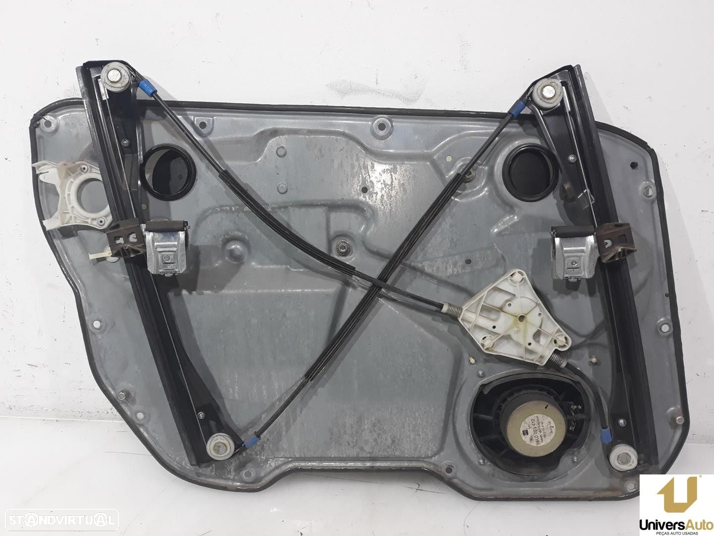 ELEVADOR DE VIDRO FRONTAL DIREITO SEAT CORDOBA 2004 -6L4837752DJ - 3
