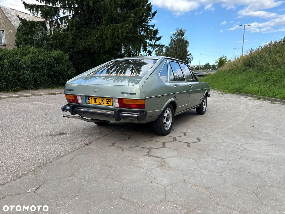 Volkswagen Passat - 19