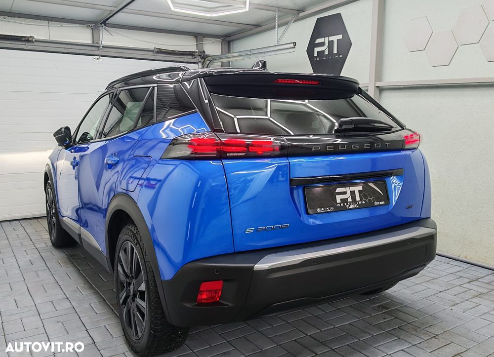 Peugeot 2008 54 kWh GT - 10