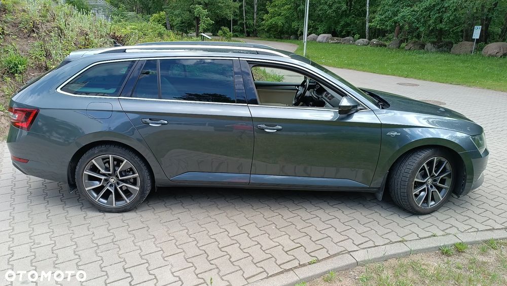 Skoda Superb 2.0 TDI 4x4 Style - 5