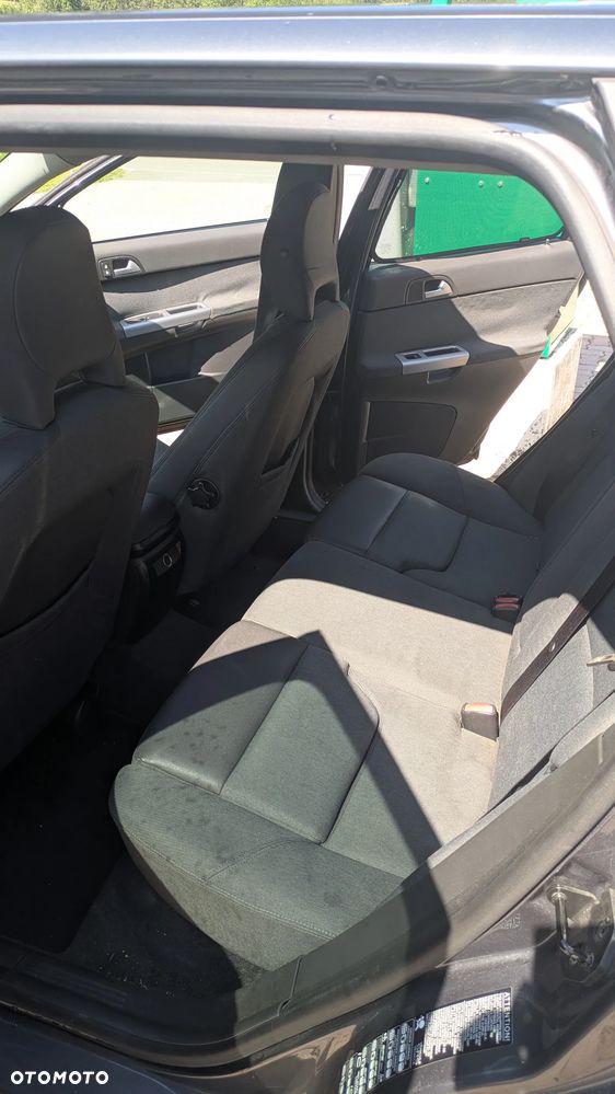 Volvo V50 2.0D Momentum - 14
