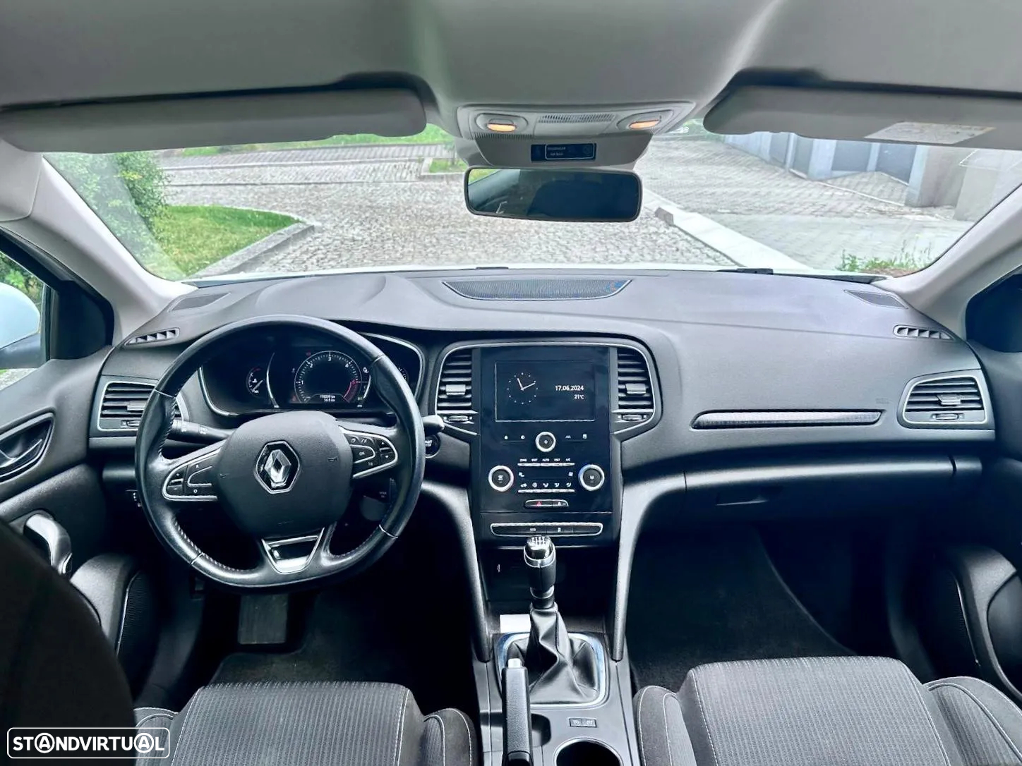 Renault Mégane 1.5 Blue dCi Zen - 2