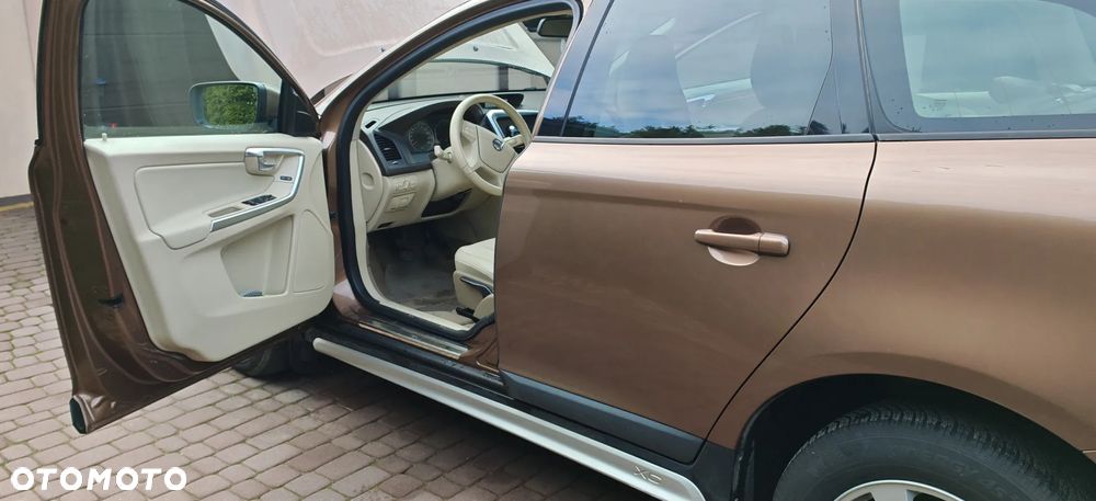 Volvo XC 60 D3 AWD Kinetic - 23