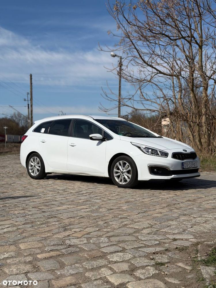 Kia Ceed 1.6 CRDi M DCT - 3